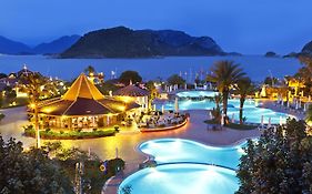 Marti Resort Deluxe Hotel